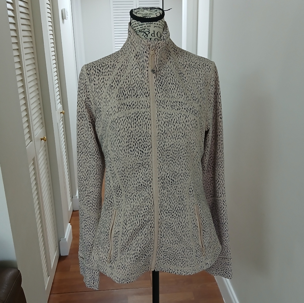 Lululemon Define Jacket -Dottie Dash Grain